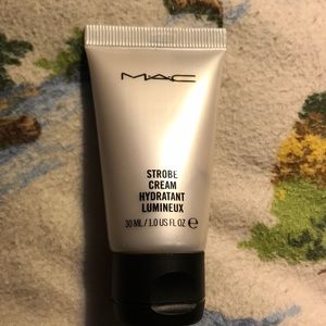MAC strobe cream